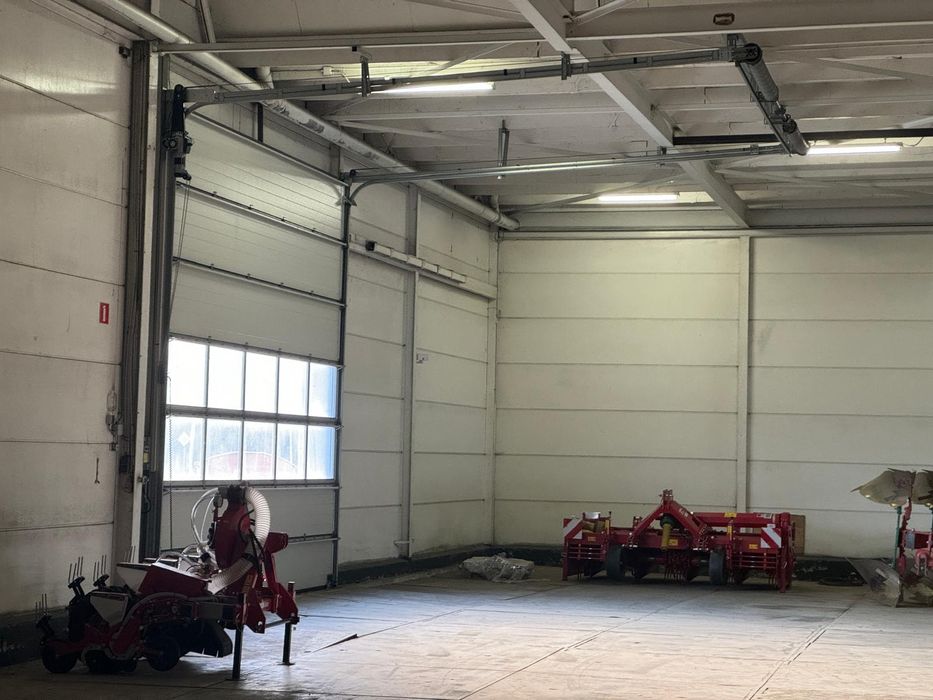 Usa industrială de hala