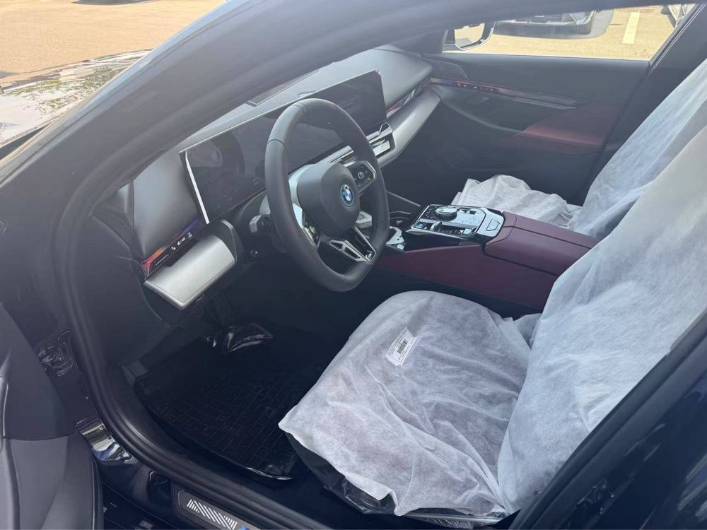 BMW I5 40I найт спорт