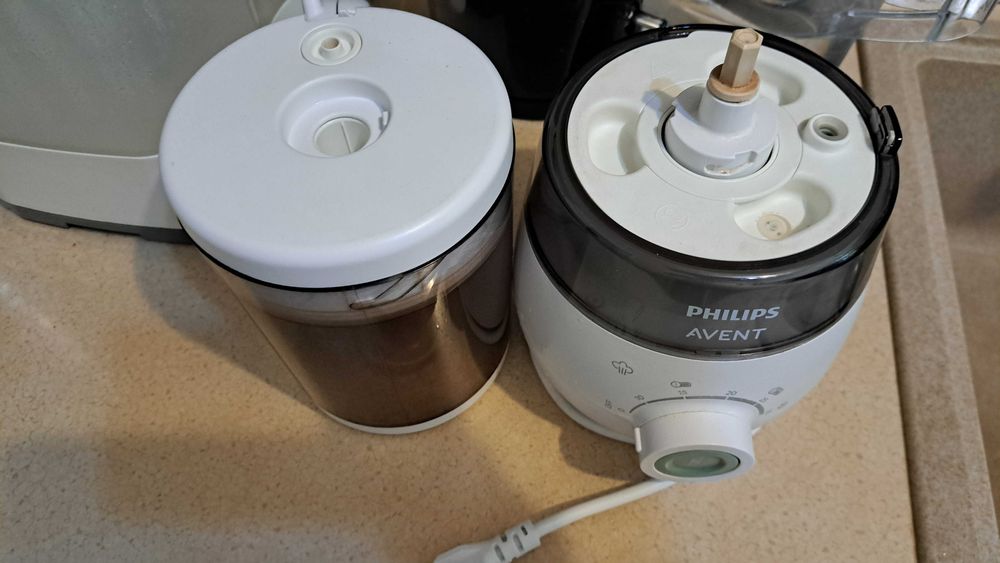 Aparat 4in1 Philips-AVENT SCF885/01 pentru prepararea hranei bebelusil