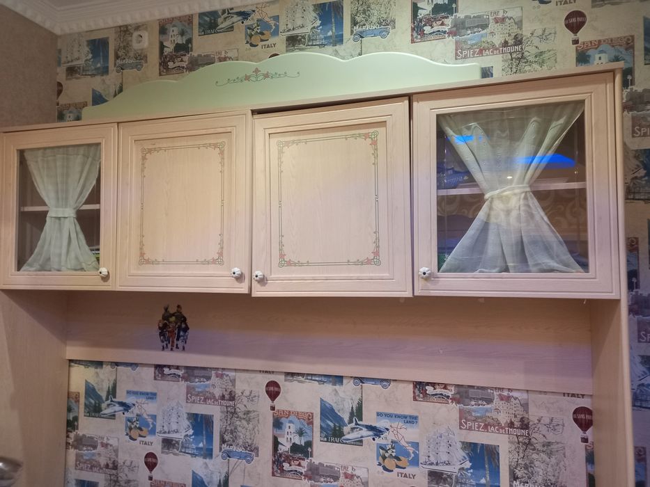 Продам детскую гарнитуру