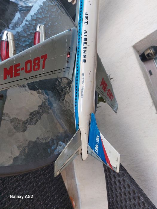 Jucarie veche,  avion ME - 087, China