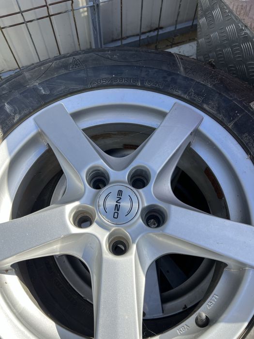 Anvelope iarna 235/60 R16cu jante 5+114,3