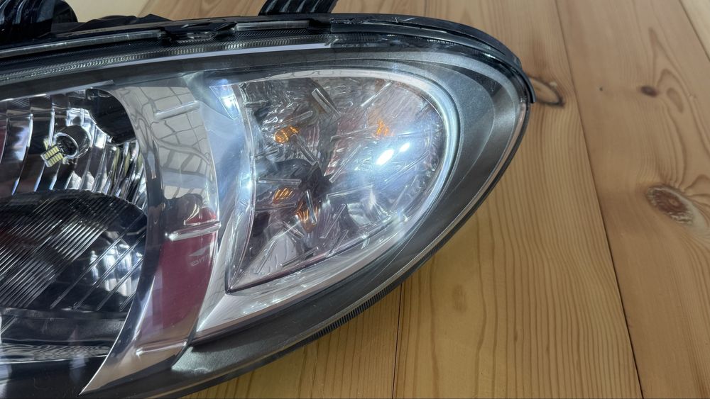 Фары передние жентра