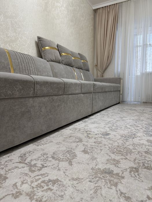 Новый диван сатылады 4 метр.Асты ашылады