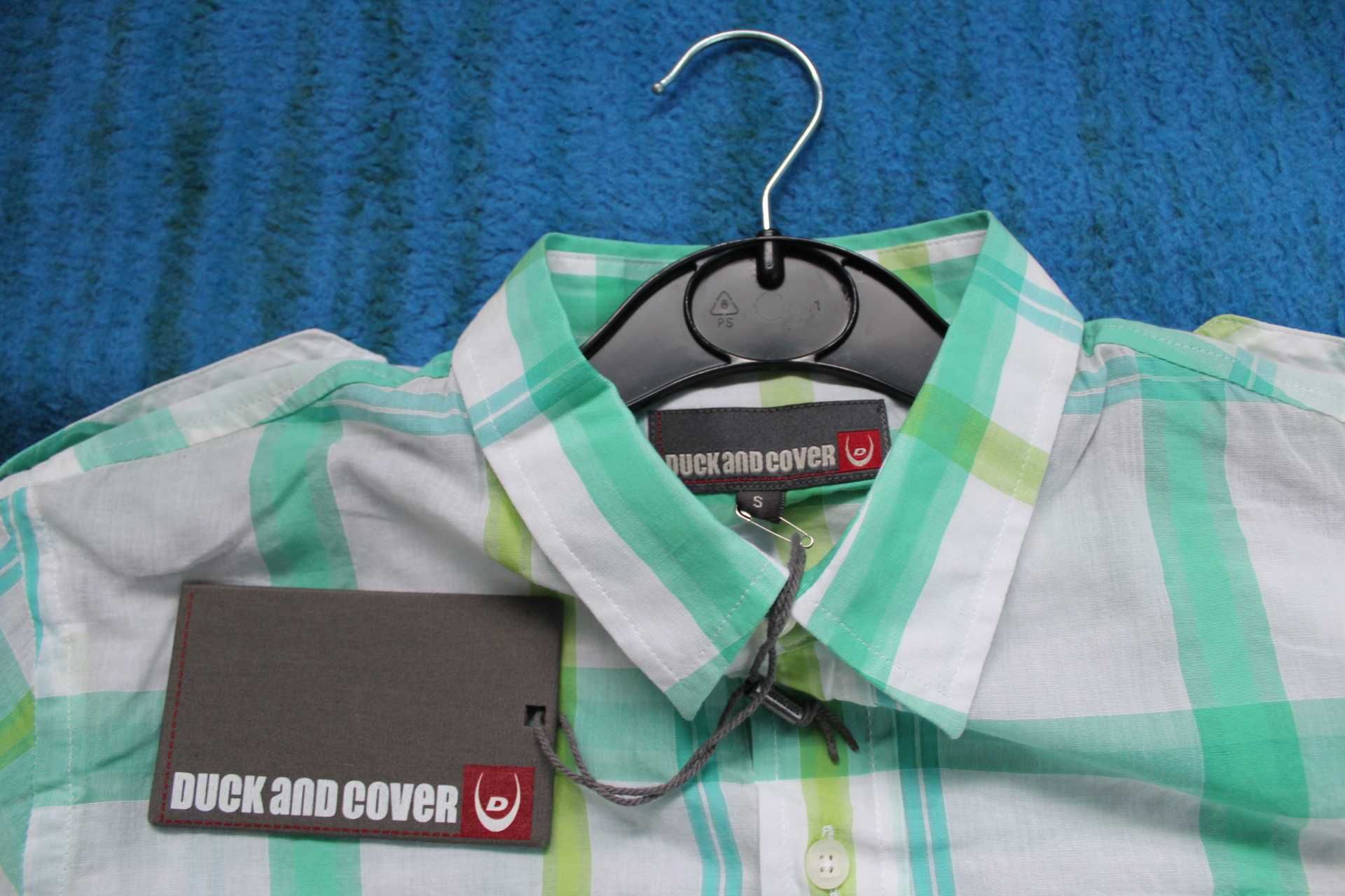 Pantaloni scurti Jack Jones M si camasa Duck and Cover S NOI