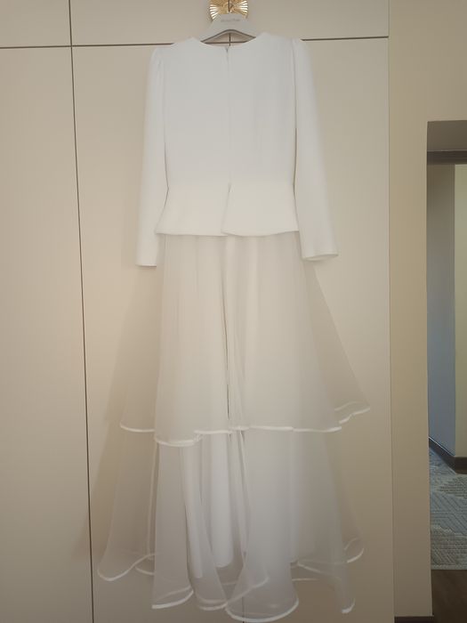 Продам срочно белое платье