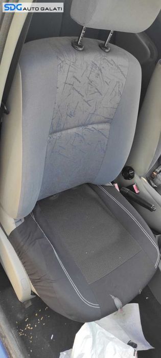 Scaun Dreapta Fata Pasager Dacia Logan 2004 - 2008