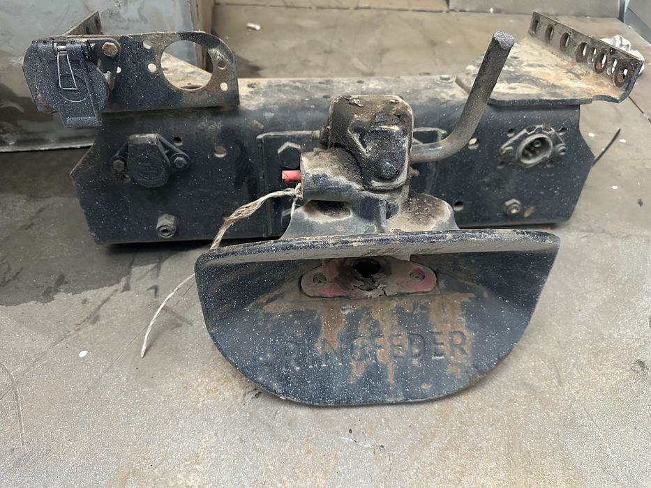 Продам фаркоп палец на 38