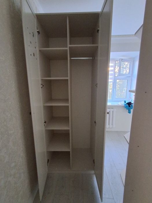 Продам шкаф для одежды