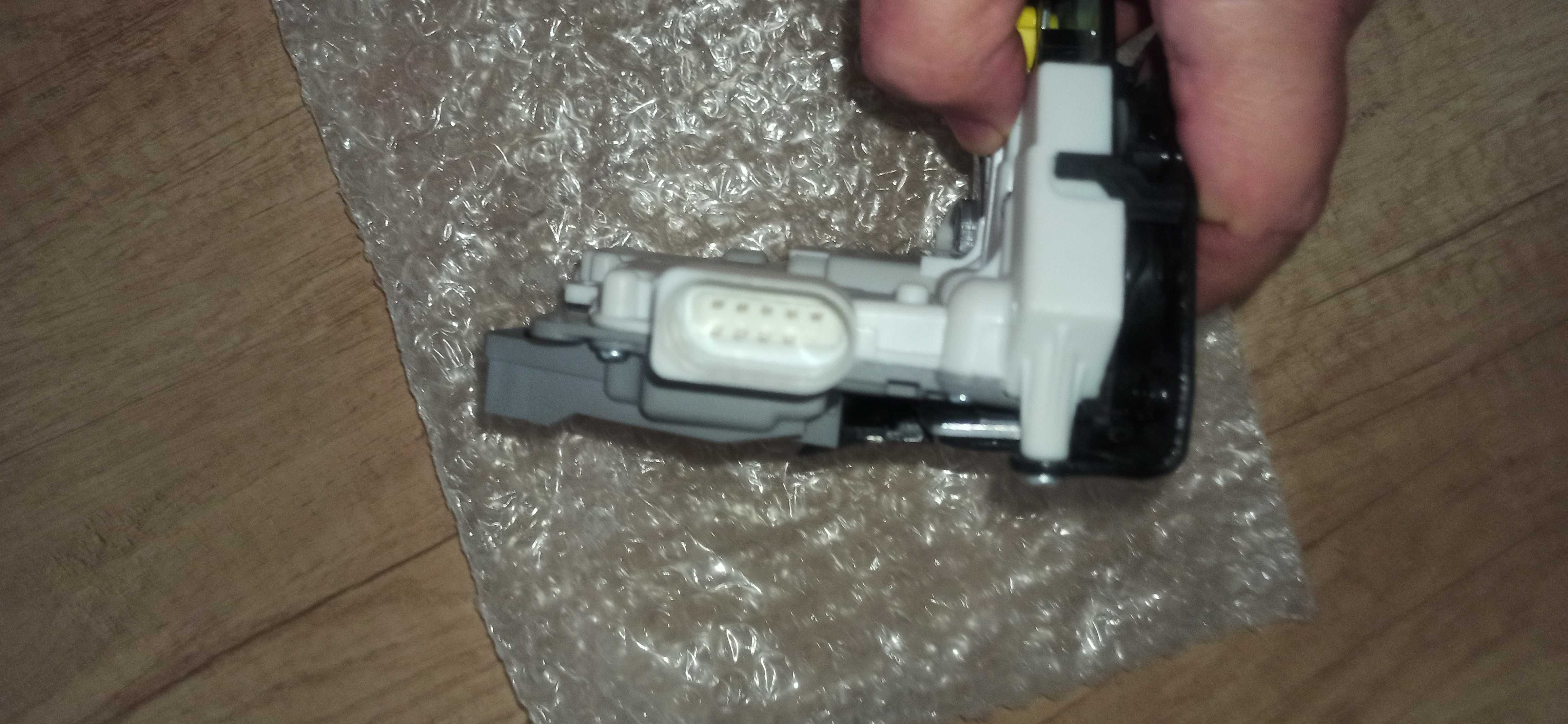 Брава за Audi A3/S3 A4 A6/S6 A8/S8 RS3 RS6 (SEAT EXEO)