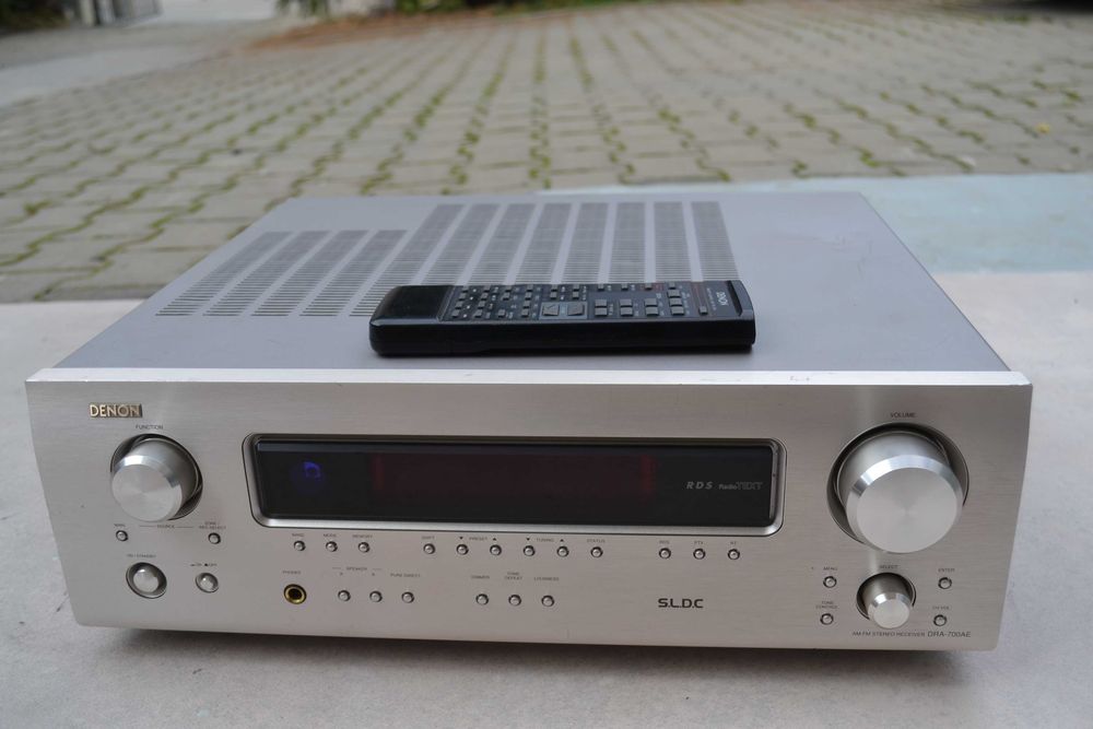 Amplificator Denon DRA 700 AE cu Telecomanda