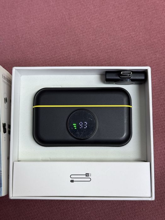 Петличка микрофон для телефона