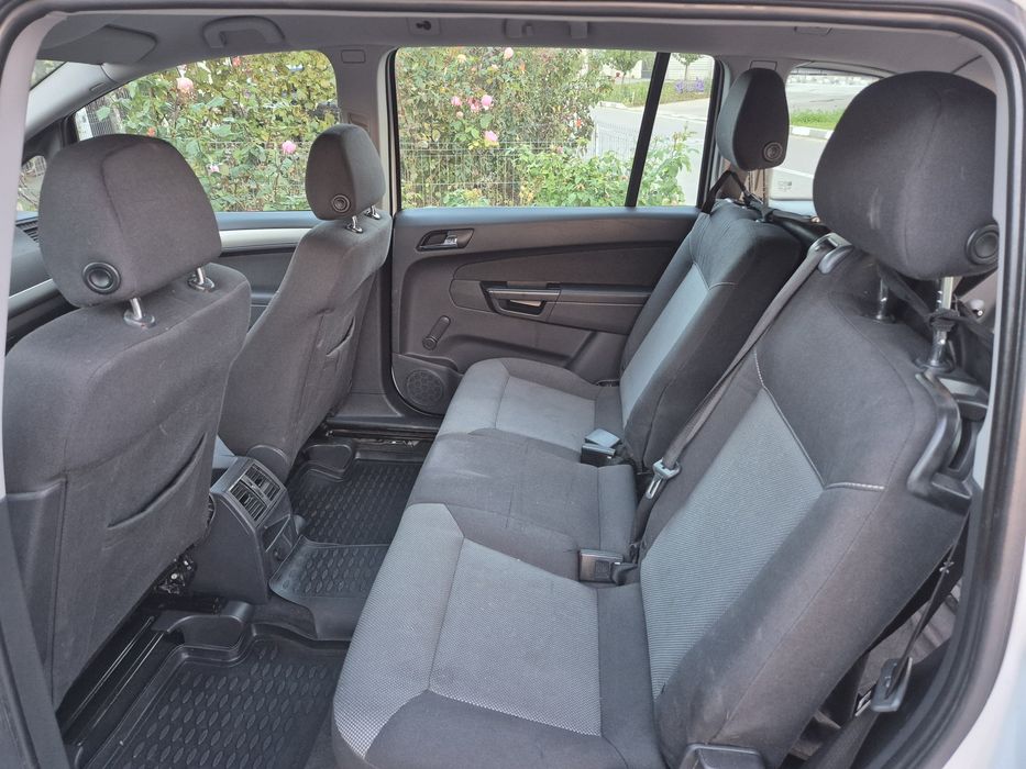 Opel Zafira B 1.7 CDTI, 110 CP, 7 locuri