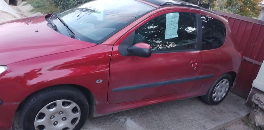 Vând Peugeot 206