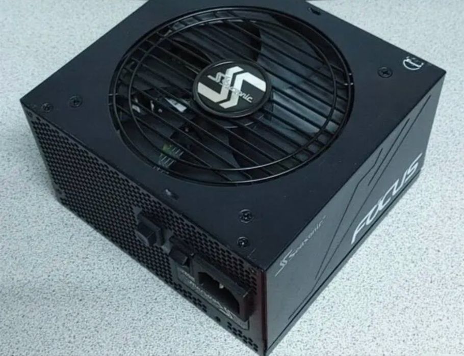 Sursa Seasonic FOCUS GX 750 80 Plus Gold