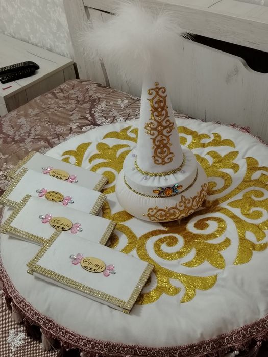 Набор на сырға салу