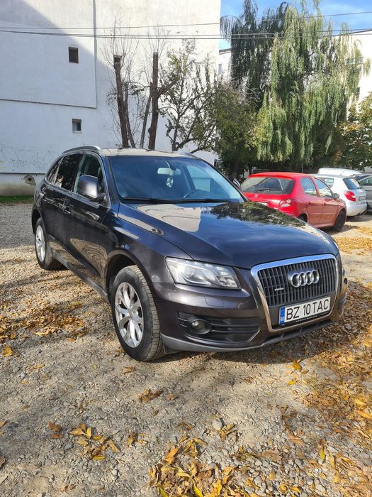 Audi Q5 Audi Q5 - diesel, capacitate 1968, 170 cp, 5 uși, euro 5