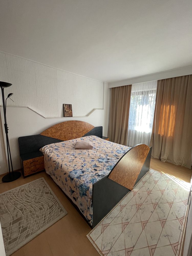 Inchiriez apartament 2 camere Arad, cartier Aurel Vlaicu