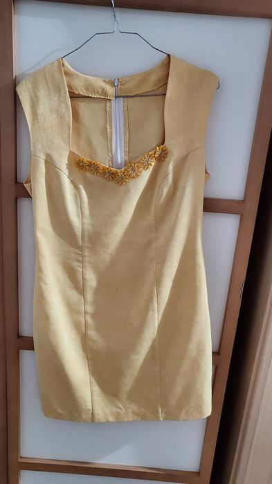 Rochii, costumase vara, marime 36-38