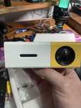 Mini proiector LED