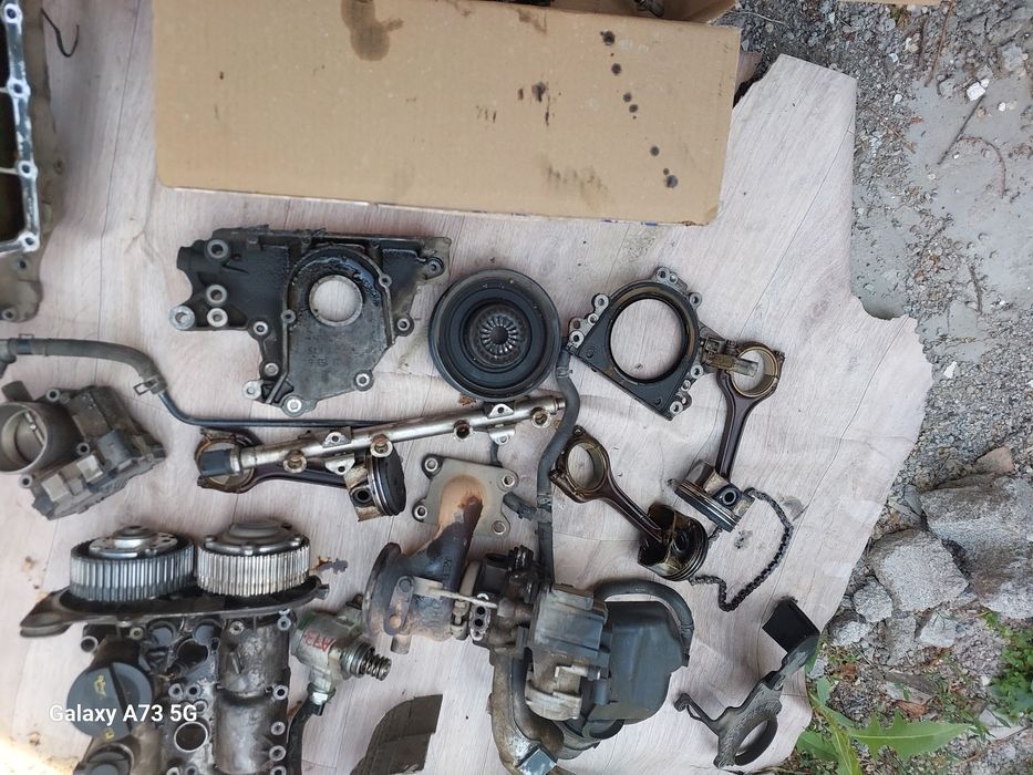 Срочно продам запчасти мотора шкода актавия 1.4