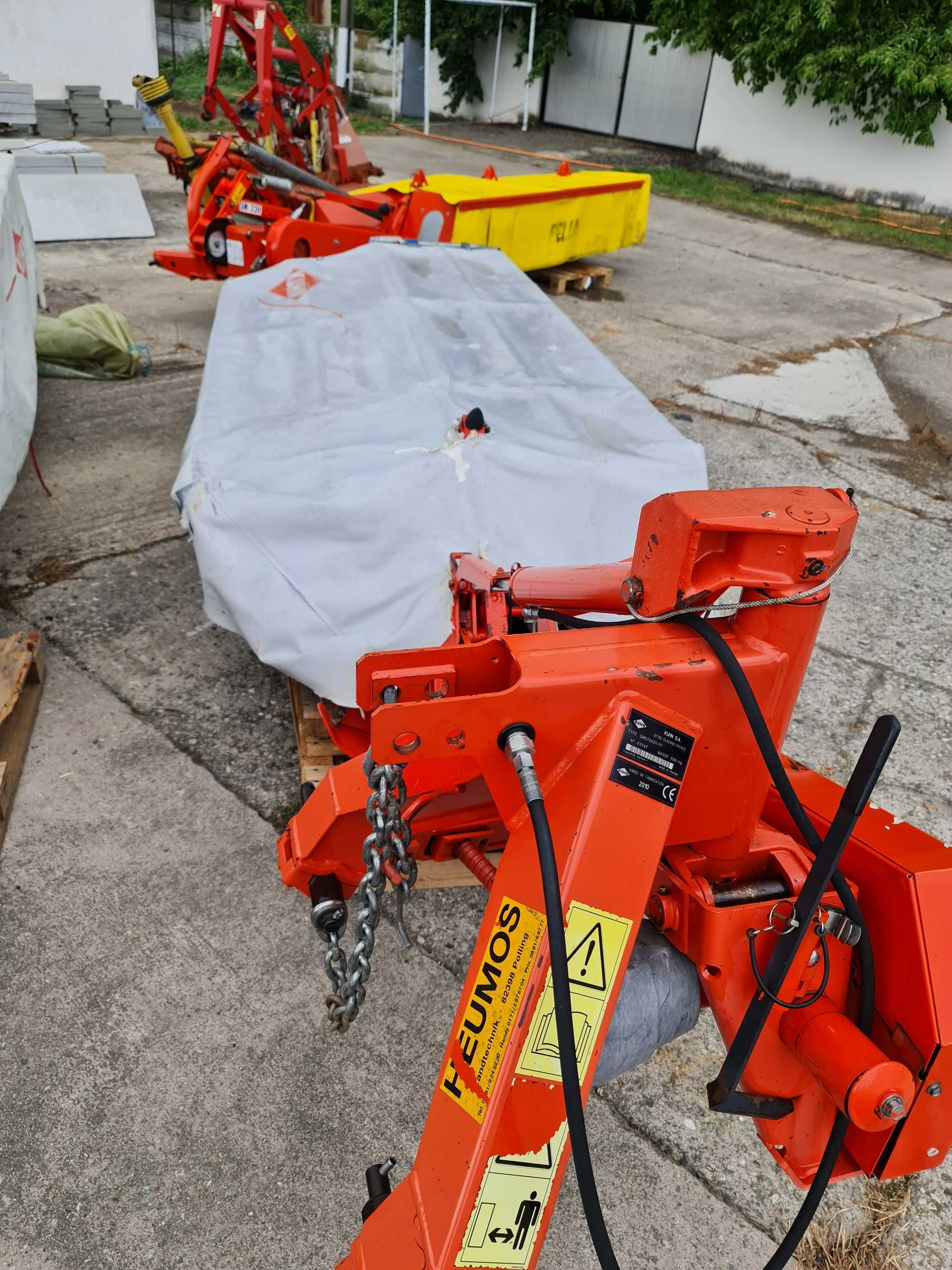 Cositoare de nutreturi marca Kuhn GMD 700