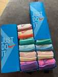 Дамски чорапи на nike