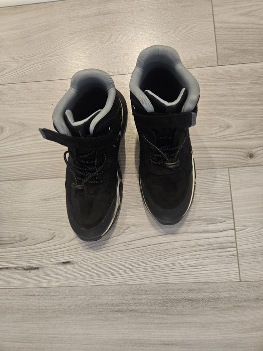 Ghete Lasocki pt baieti nr 37 in stare perfecta!