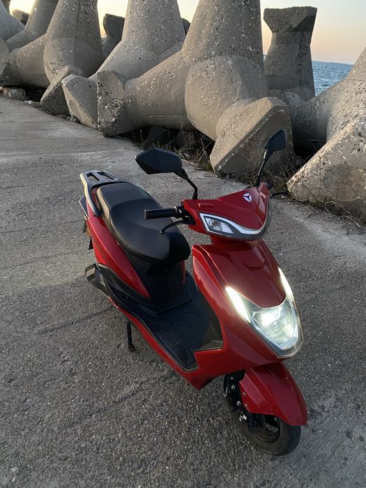 Scuter electric Z-Tech ZT36