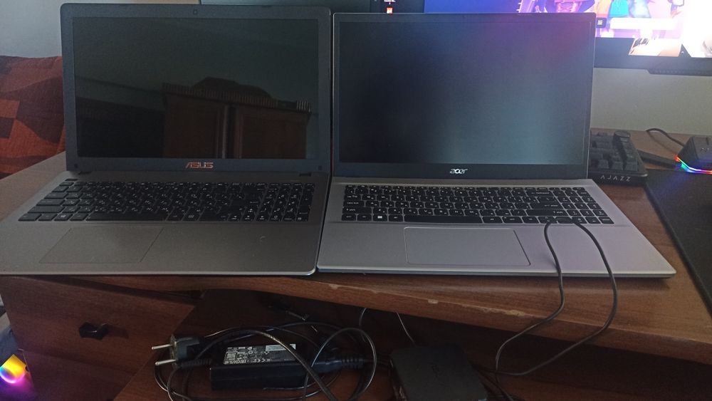 Срочно продам 2 ноутбука