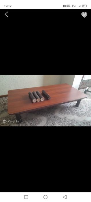 Стол б/у с ножками