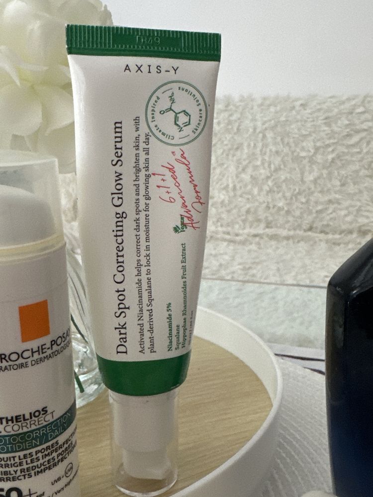 Козметика - слънцезащита La Roche- Posay , Axis glow serum, Gisou