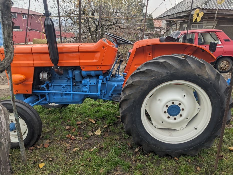 Tractor Fiat 550