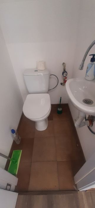 Отдава се под наем търговско помещение от 25кв до Стемо