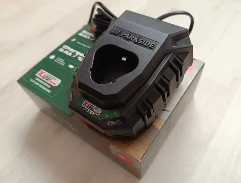 ParkSide :Incarcator acumulatori 12 V/2.4 Ah : PLGK 12 A3 20 V, Nou,