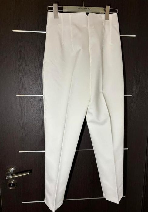 Pantaloni Zara albi office noi cu eticheta