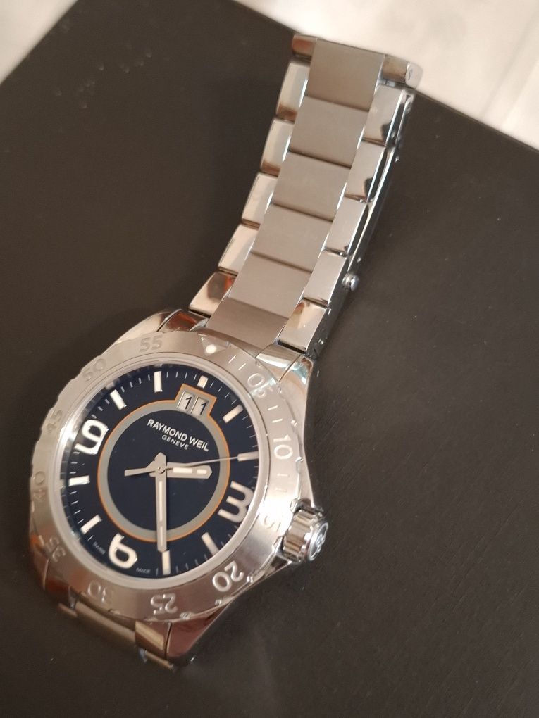 Мъжки спотен дрес часовник Raimond Weil 8650