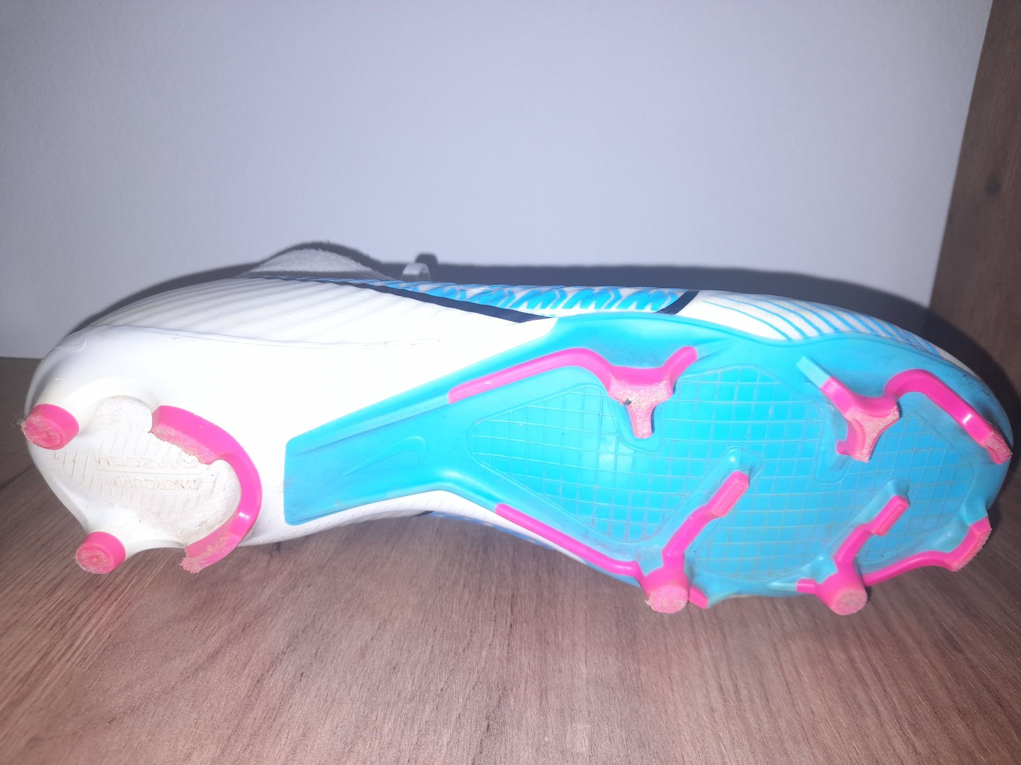 ghete fotbal nike mercurial air zoom alb