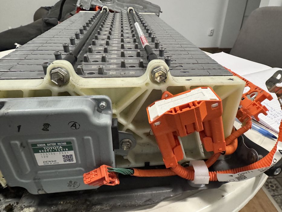 Carcasa baterie hybrid lexus completa cu relee calculator cabluri