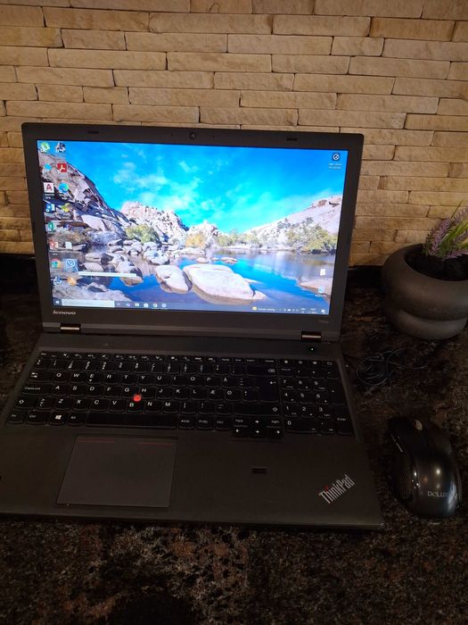 Лаптоп Lenovo ThinkPad T540p Intel Core i3