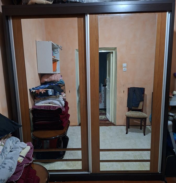 Стенка и гордиробный шкаф