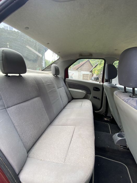 Dacia Logan 2004