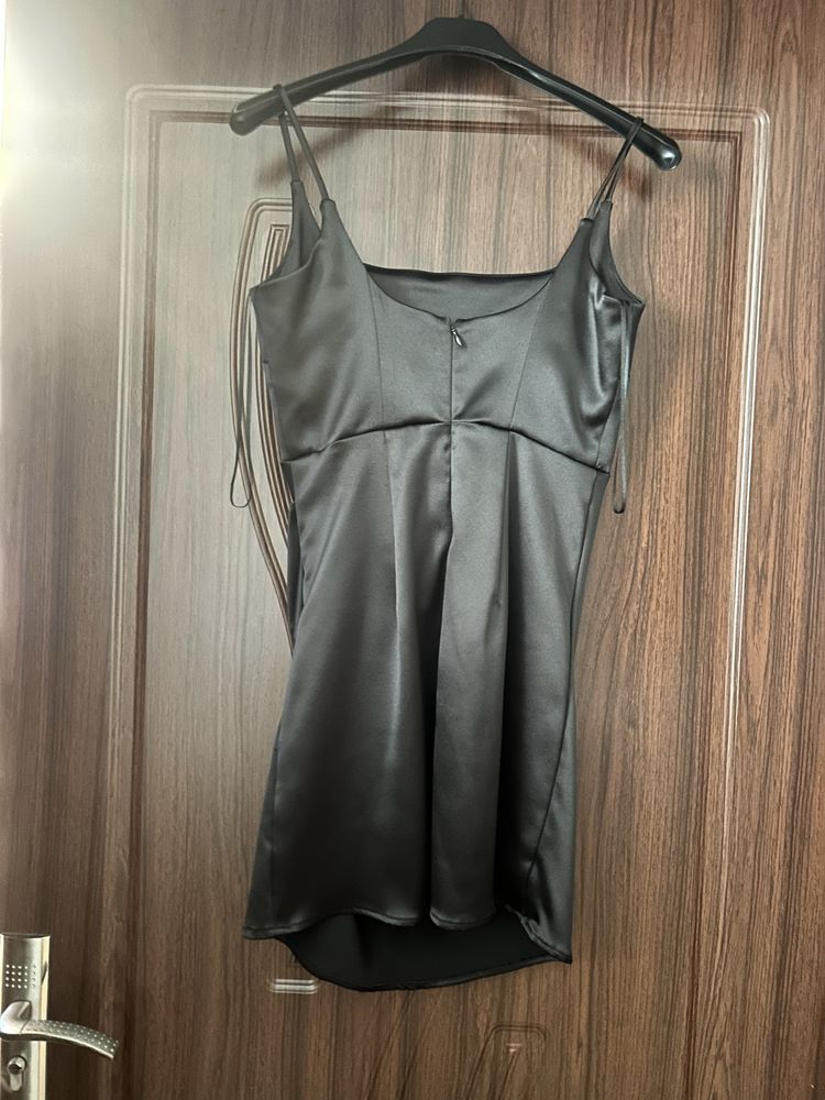 Нова стилна рокля ZARA