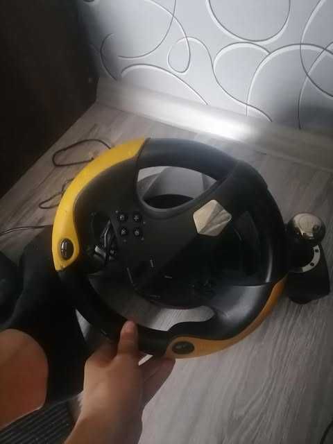 vad volan cu pedale si schibator