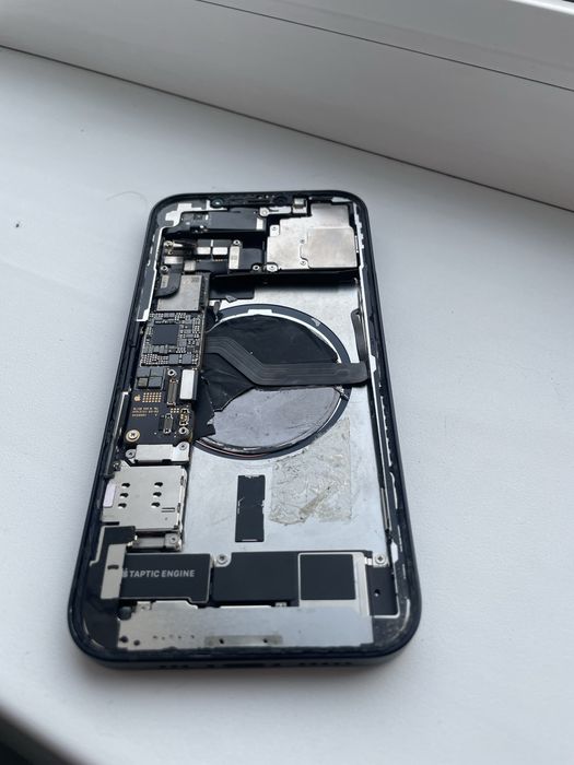 Iphone 12 на запчасти