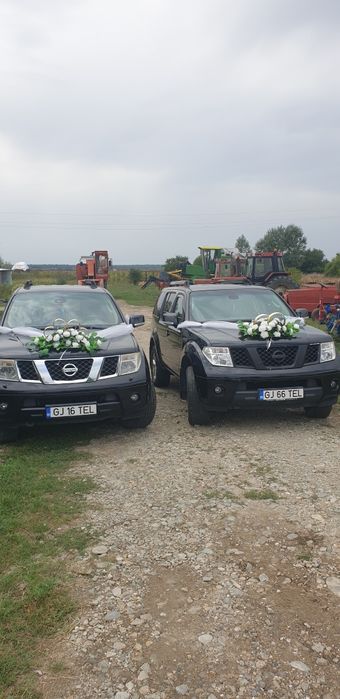 Nissan Pathfinder vând sau schimb cu vw 8+1 locuri