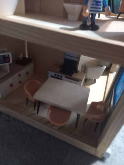 Căsuța lemn  pentru copii