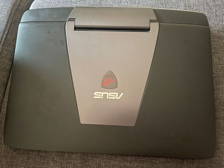 Laptop ASUS ROG G751