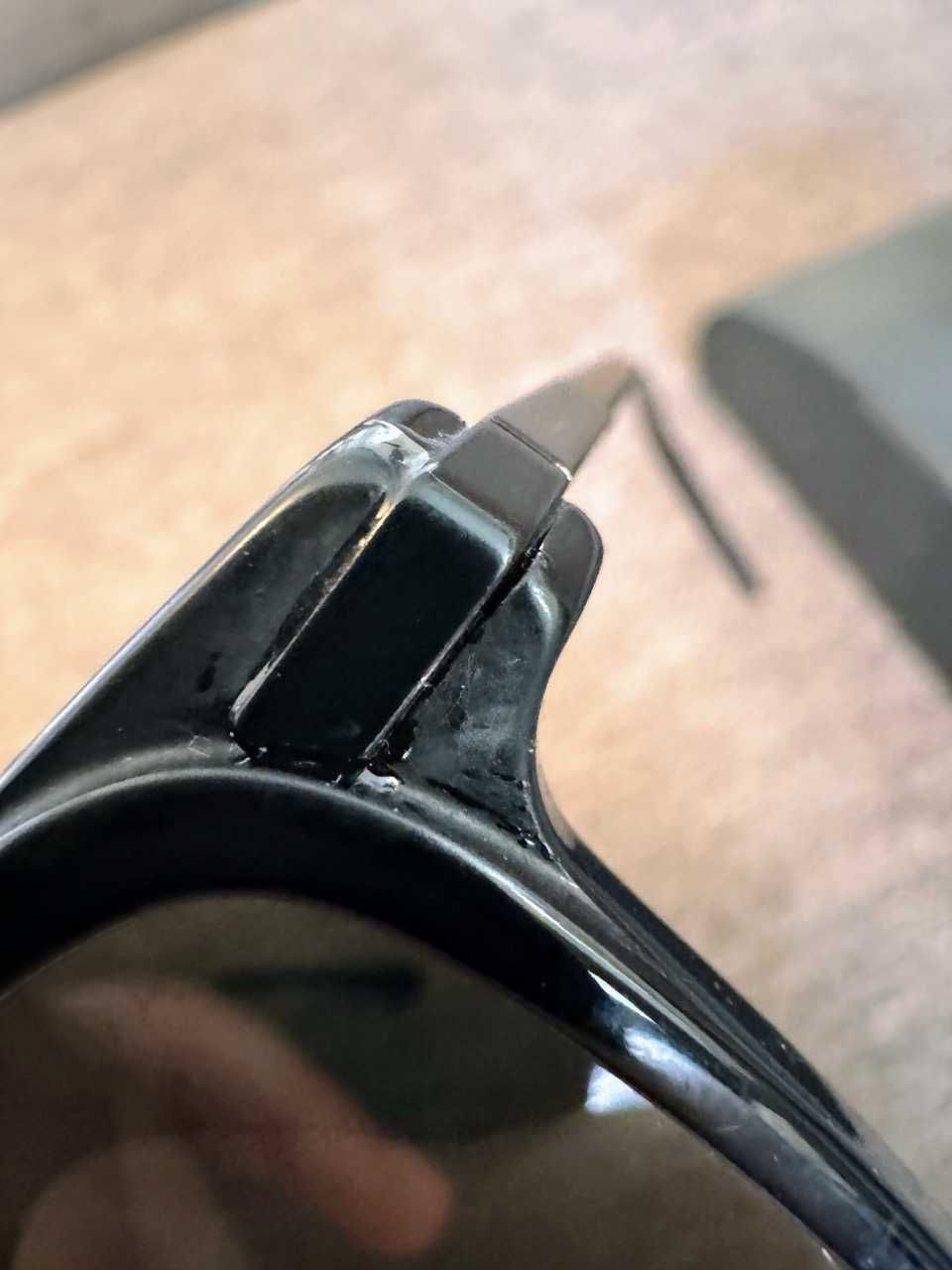 Ochelari de soare unisex Prada