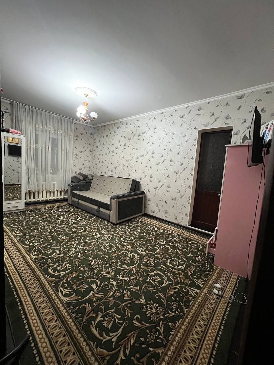Продаётся на Карасу-2 1ком